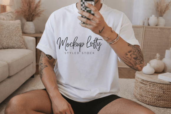 Gildan 5000 Mens T-shirt Mockup 18